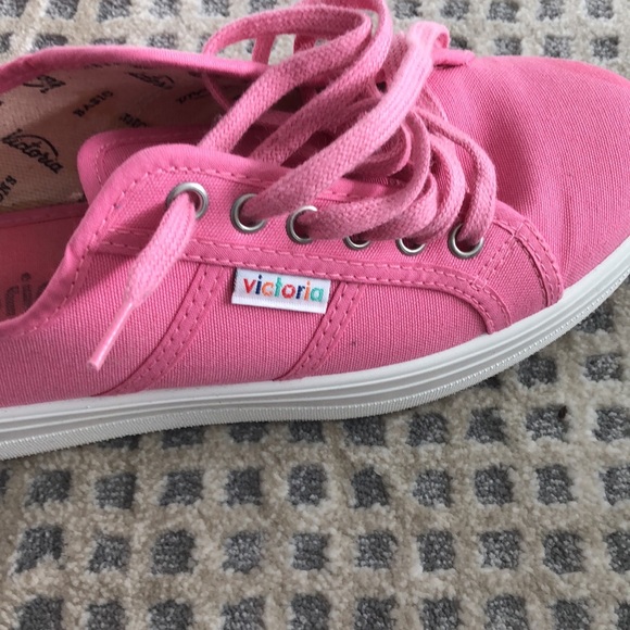 Size 8 pink platform little runners - Picture 5 of 5